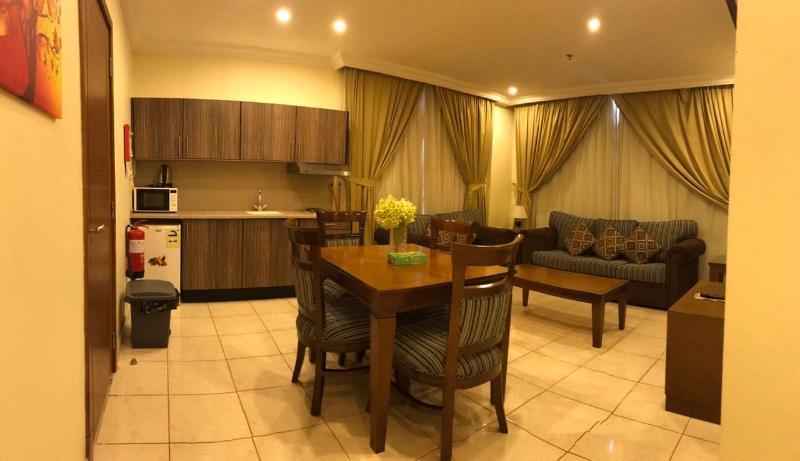 होटल के अलावा Al Muhaidb Al Takhassosi Abaqrino 3*